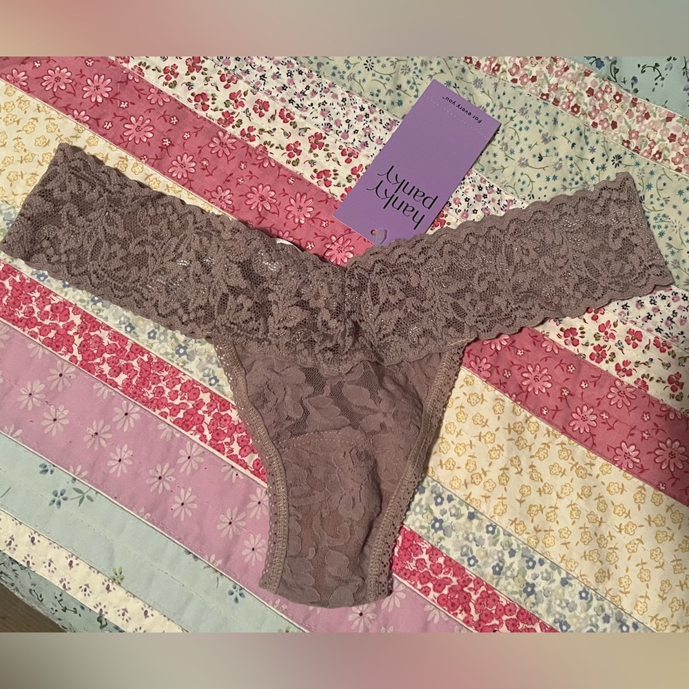 🆕 Hanky Panky Signature Lace Low Rise Thong in Taupe | One Size  (4911N) 🆕